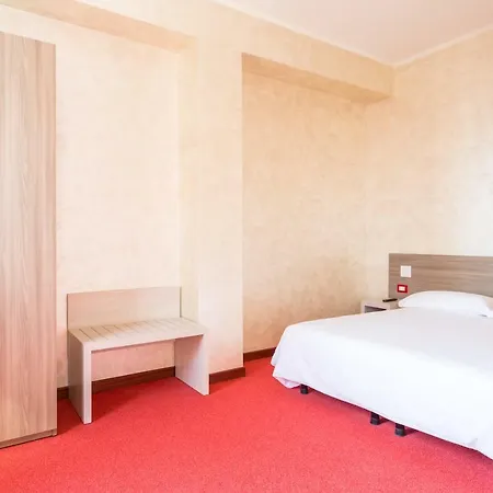 Italia Otel Dormelletto