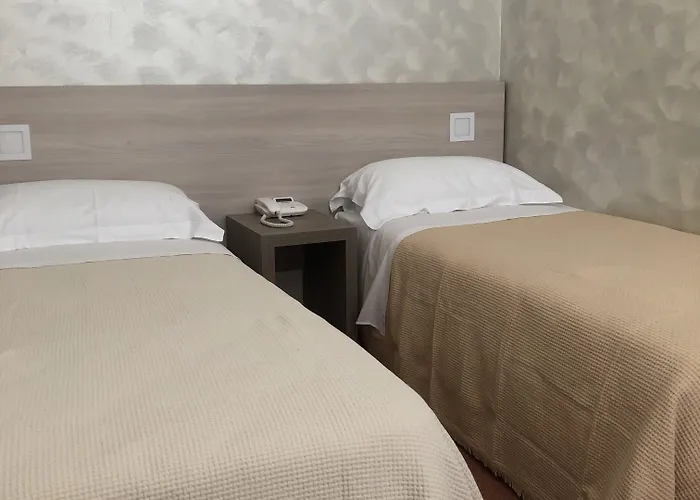 Italia 3* Dormelletto