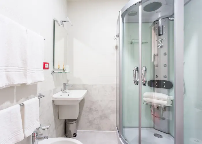 Italia 3* Dormelletto